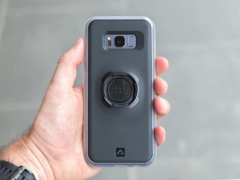 Husă de ploaie (Poncho) Quad Lock® pentru iPhone 14 Plus MAG