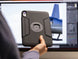 Husă Quad Lock® pentru  iPad MAG
