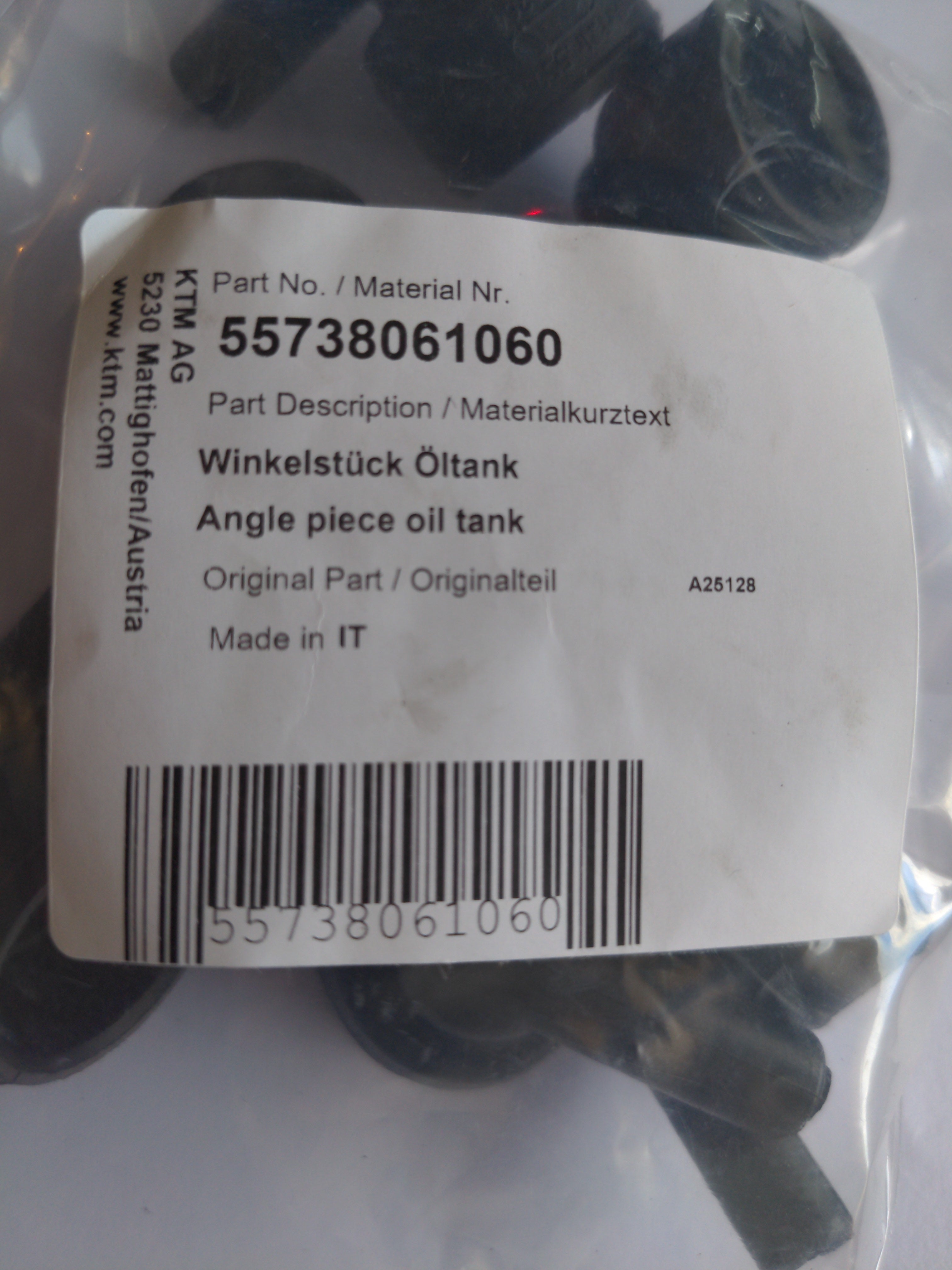 Racord Rezervor ulei/Cot 90° - KTM  Husqvarna Gas Gas 55738061060